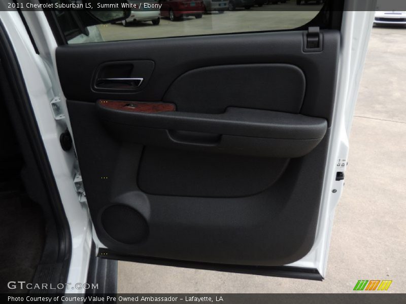 Summit White / Ebony 2011 Chevrolet Suburban LS