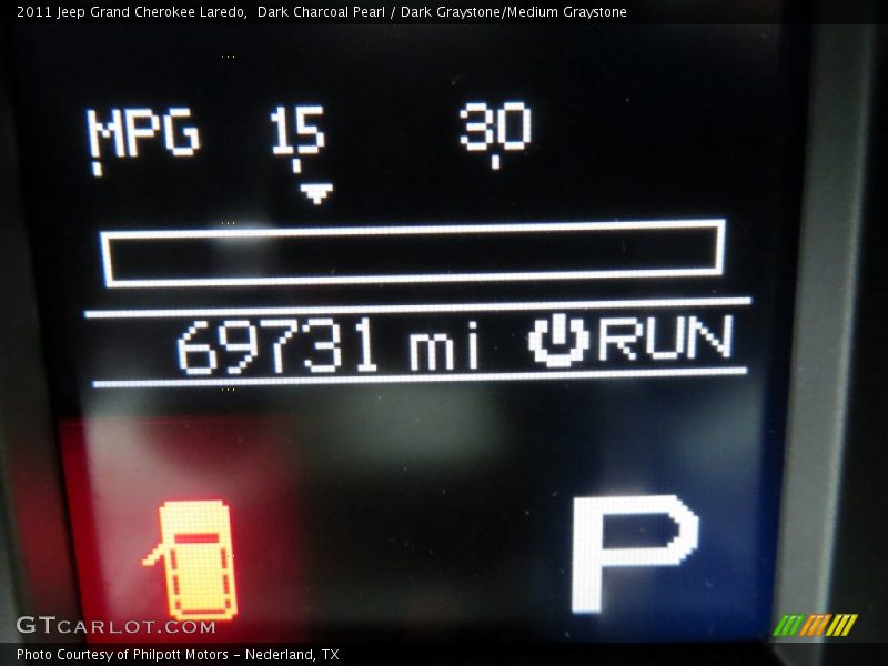 Dark Charcoal Pearl / Dark Graystone/Medium Graystone 2011 Jeep Grand Cherokee Laredo