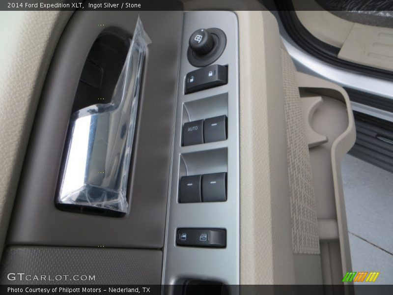 Ingot Silver / Stone 2014 Ford Expedition XLT