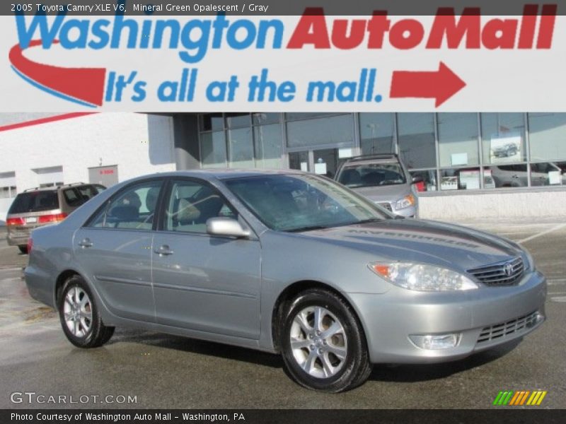 Mineral Green Opalescent / Gray 2005 Toyota Camry XLE V6