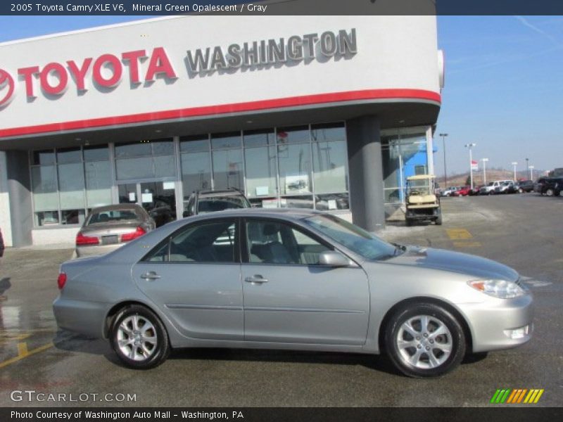 Mineral Green Opalescent / Gray 2005 Toyota Camry XLE V6