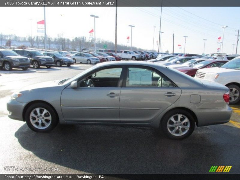 Mineral Green Opalescent / Gray 2005 Toyota Camry XLE V6