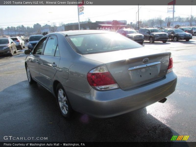 Mineral Green Opalescent / Gray 2005 Toyota Camry XLE V6