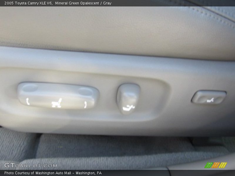 Mineral Green Opalescent / Gray 2005 Toyota Camry XLE V6