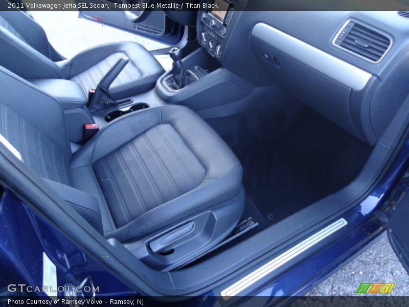 Tempest Blue Metallic / Titan Black 2011 Volkswagen Jetta SEL Sedan