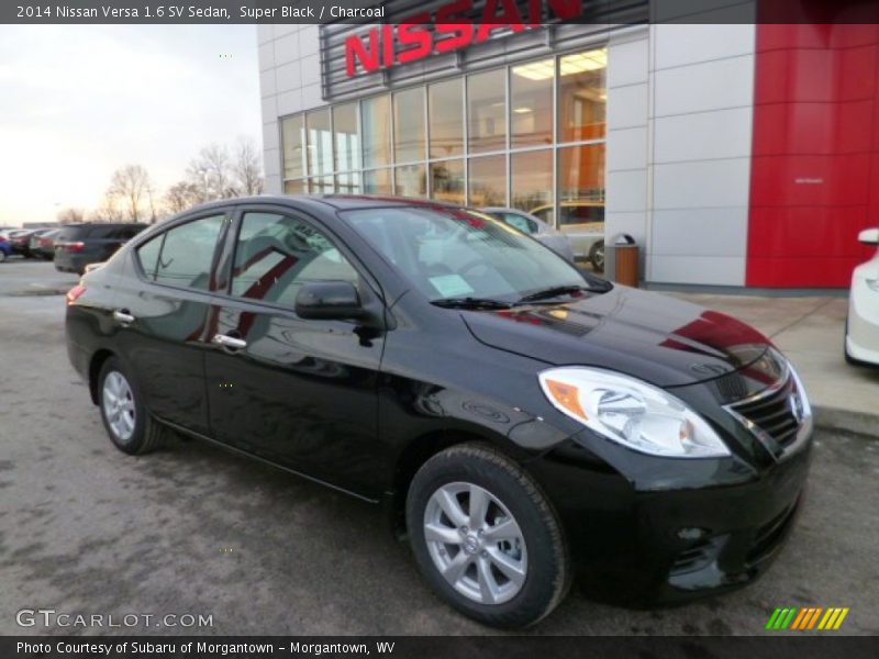 Super Black / Charcoal 2014 Nissan Versa 1.6 SV Sedan