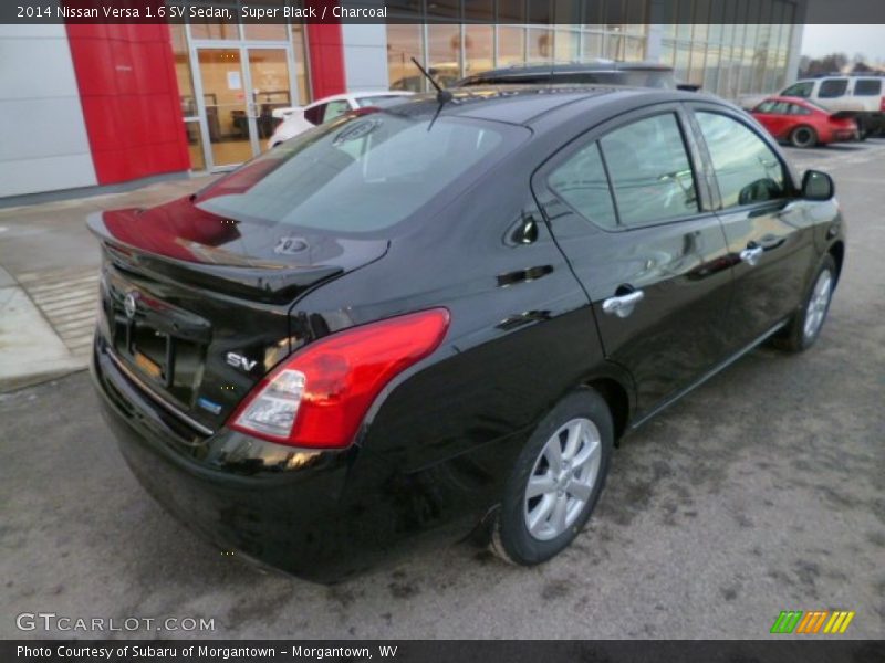 Super Black / Charcoal 2014 Nissan Versa 1.6 SV Sedan