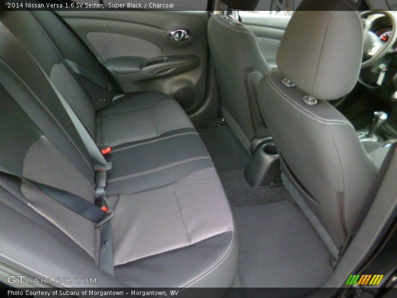 Super Black / Charcoal 2014 Nissan Versa 1.6 SV Sedan