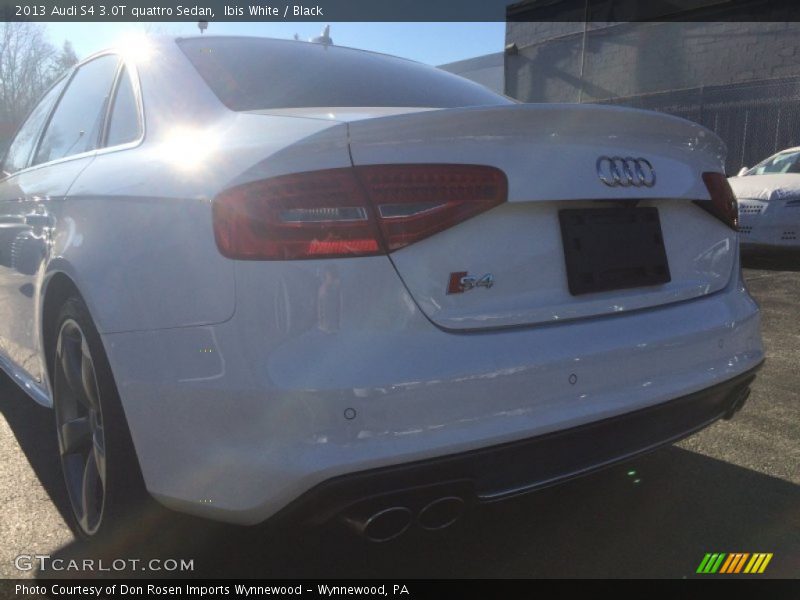 Ibis White / Black 2013 Audi S4 3.0T quattro Sedan