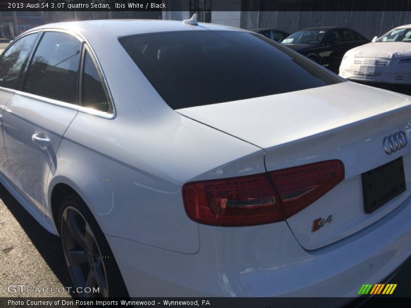 Ibis White / Black 2013 Audi S4 3.0T quattro Sedan