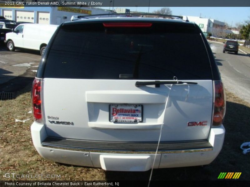 Summit White / Ebony 2013 GMC Yukon Denali AWD