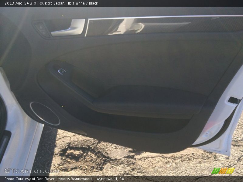 Ibis White / Black 2013 Audi S4 3.0T quattro Sedan