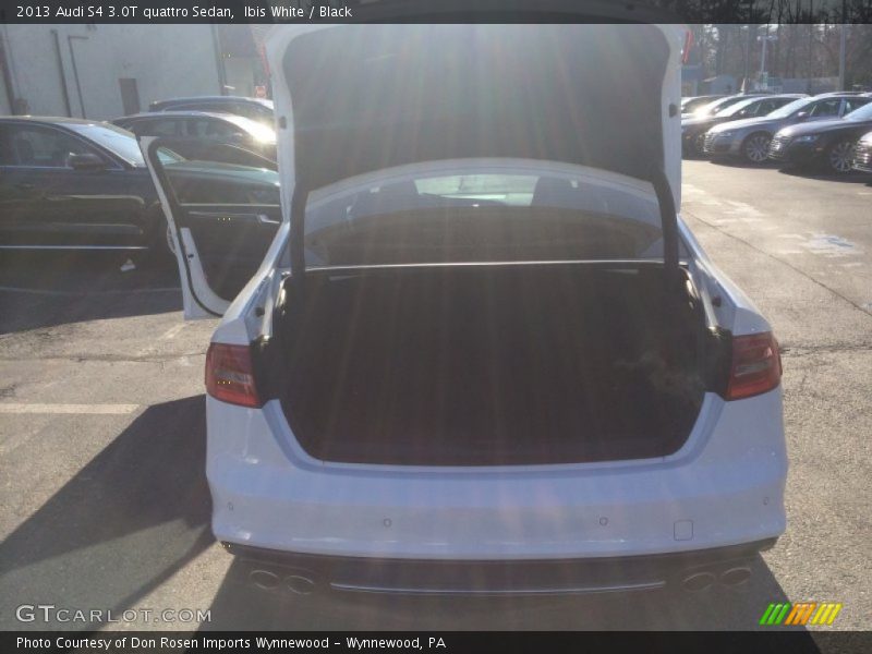 Ibis White / Black 2013 Audi S4 3.0T quattro Sedan