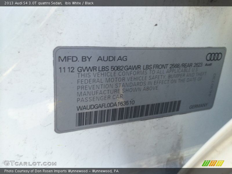 Ibis White / Black 2013 Audi S4 3.0T quattro Sedan