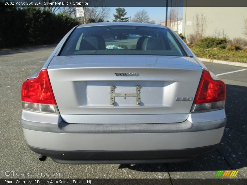 Silver Metallic / Graphite 2002 Volvo S60 2.4