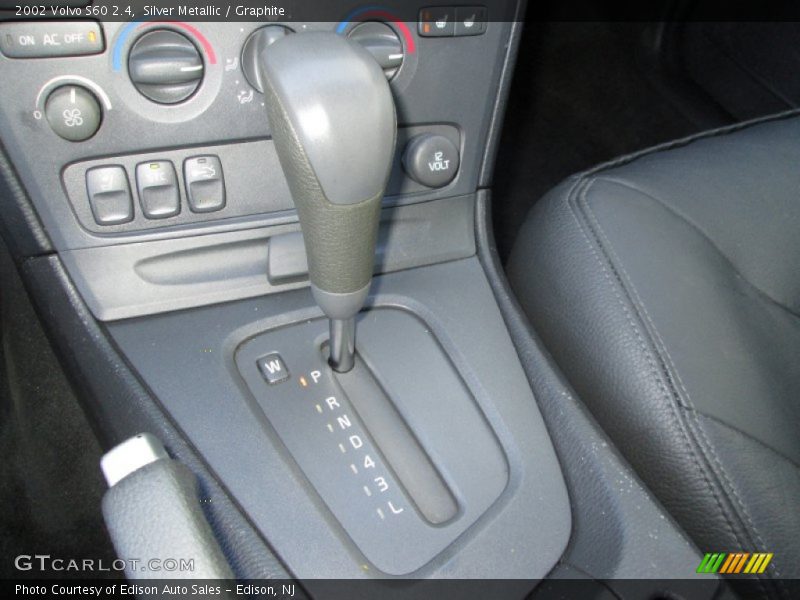Silver Metallic / Graphite 2002 Volvo S60 2.4