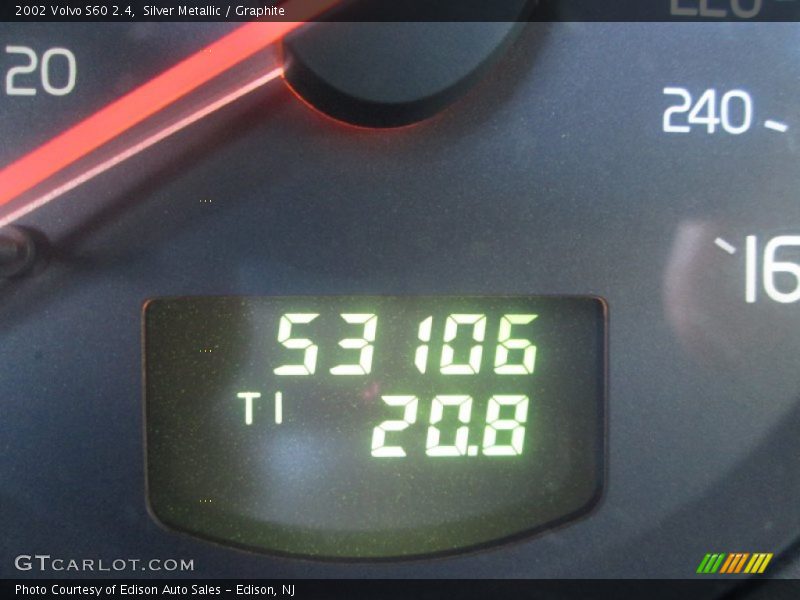 Silver Metallic / Graphite 2002 Volvo S60 2.4