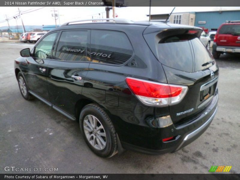 Super Black / Charcoal 2014 Nissan Pathfinder SV AWD