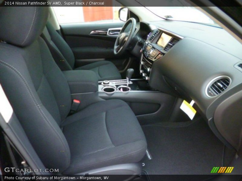 Super Black / Charcoal 2014 Nissan Pathfinder SV AWD