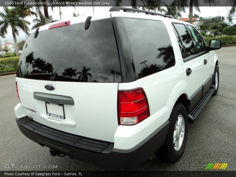 Oxford White / Medium Flint Grey 2006 Ford Expedition XLS