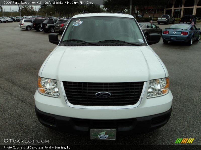 Oxford White / Medium Flint Grey 2006 Ford Expedition XLS
