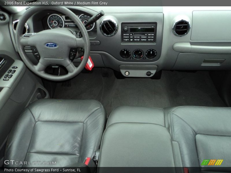 Oxford White / Medium Flint Grey 2006 Ford Expedition XLS