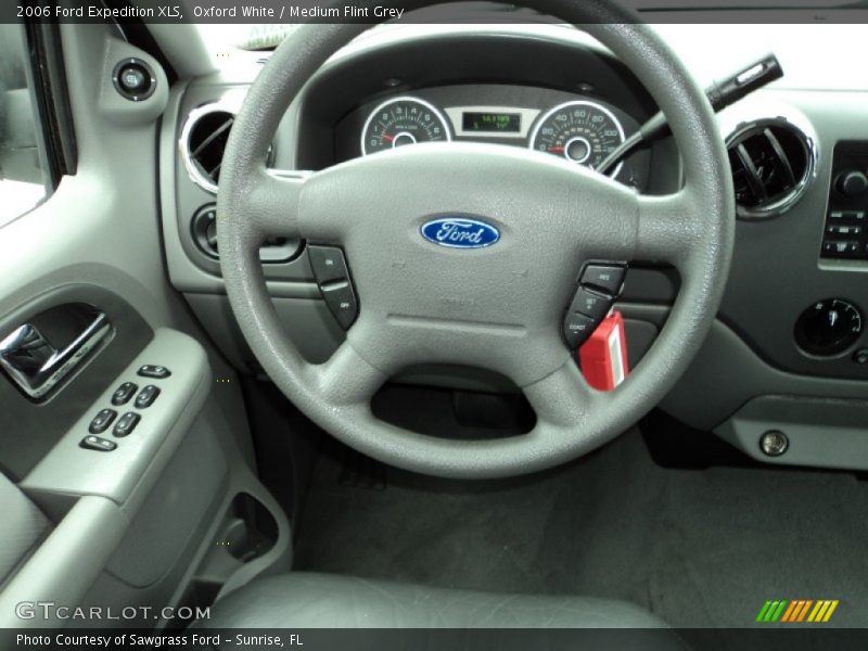  2006 Expedition XLS Steering Wheel