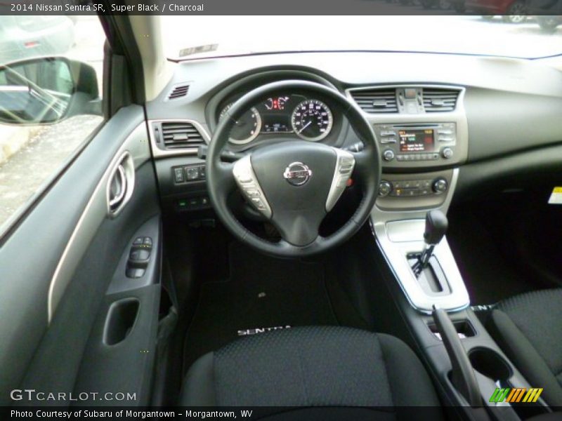 Super Black / Charcoal 2014 Nissan Sentra SR