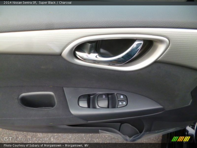 Super Black / Charcoal 2014 Nissan Sentra SR