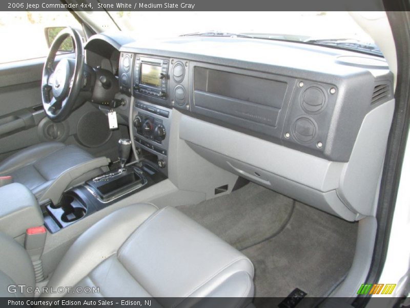 Stone White / Medium Slate Gray 2006 Jeep Commander 4x4