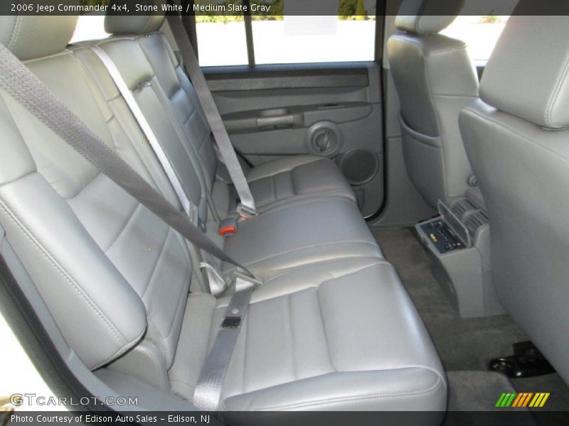 Stone White / Medium Slate Gray 2006 Jeep Commander 4x4