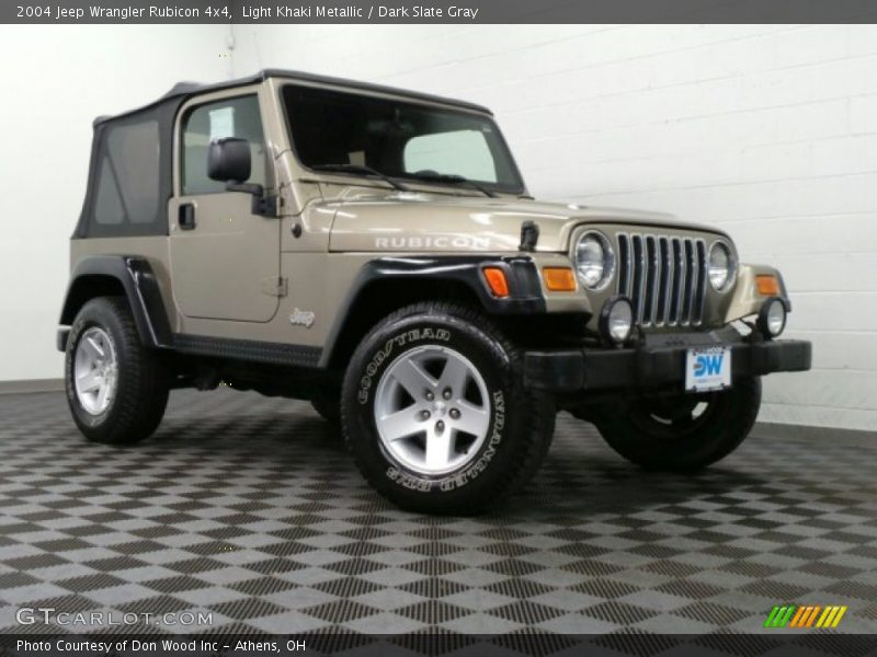 Light Khaki Metallic / Dark Slate Gray 2004 Jeep Wrangler Rubicon 4x4