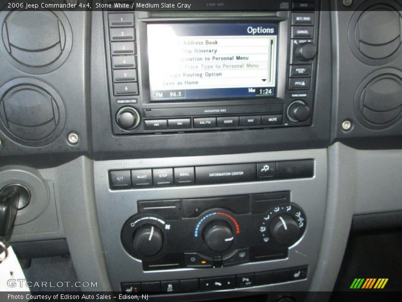 Stone White / Medium Slate Gray 2006 Jeep Commander 4x4