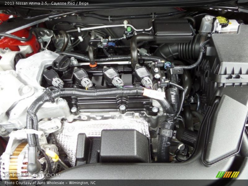 Cayenne Red / Beige 2013 Nissan Altima 2.5