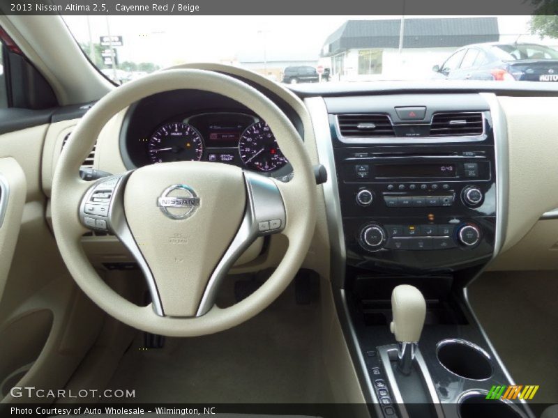 Cayenne Red / Beige 2013 Nissan Altima 2.5