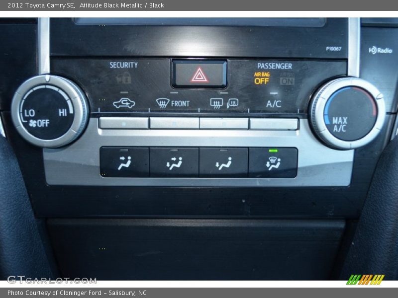 Attitude Black Metallic / Black 2012 Toyota Camry SE