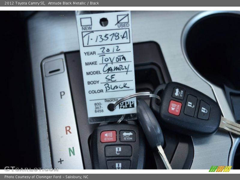Attitude Black Metallic / Black 2012 Toyota Camry SE