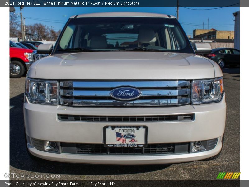 White Platinum Metallic Tri-Coat / Medium Light Stone 2011 Ford Flex SEL
