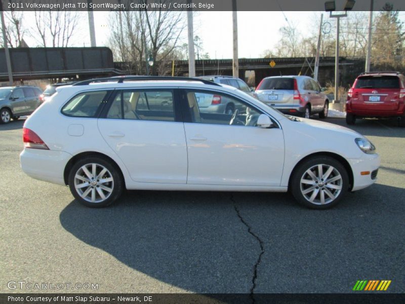 Candy White / Cornsilk Beige 2011 Volkswagen Jetta TDI SportWagen