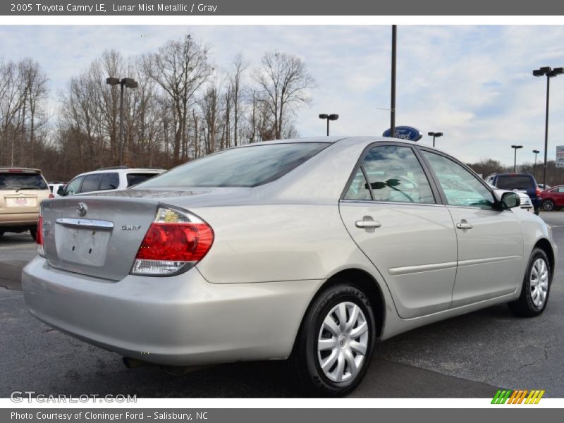 Lunar Mist Metallic / Gray 2005 Toyota Camry LE