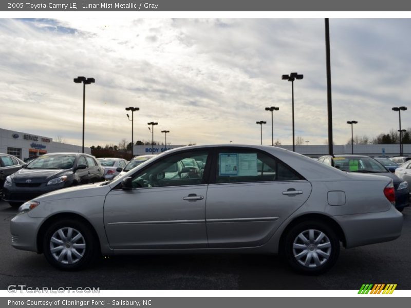 Lunar Mist Metallic / Gray 2005 Toyota Camry LE
