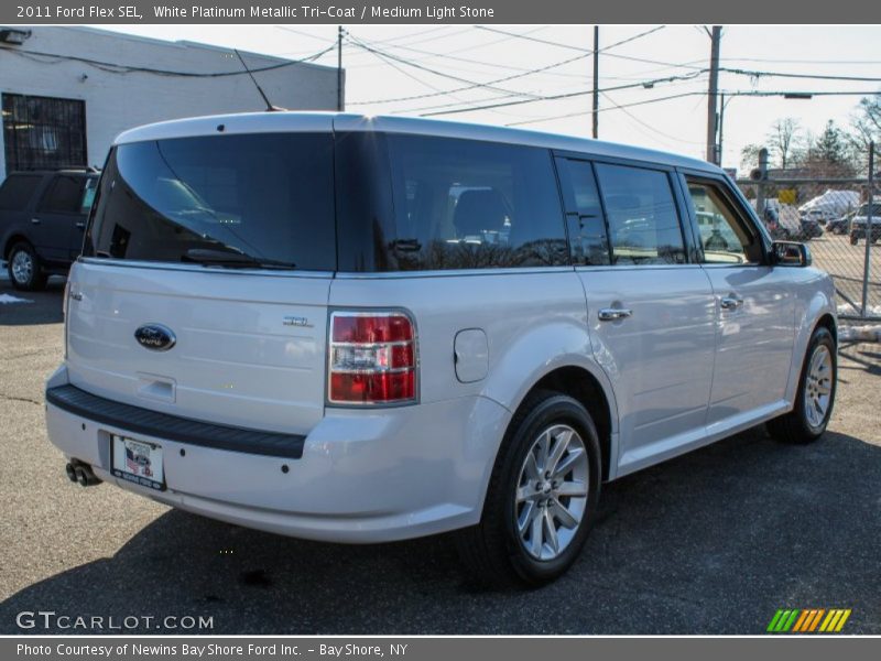 White Platinum Metallic Tri-Coat / Medium Light Stone 2011 Ford Flex SEL