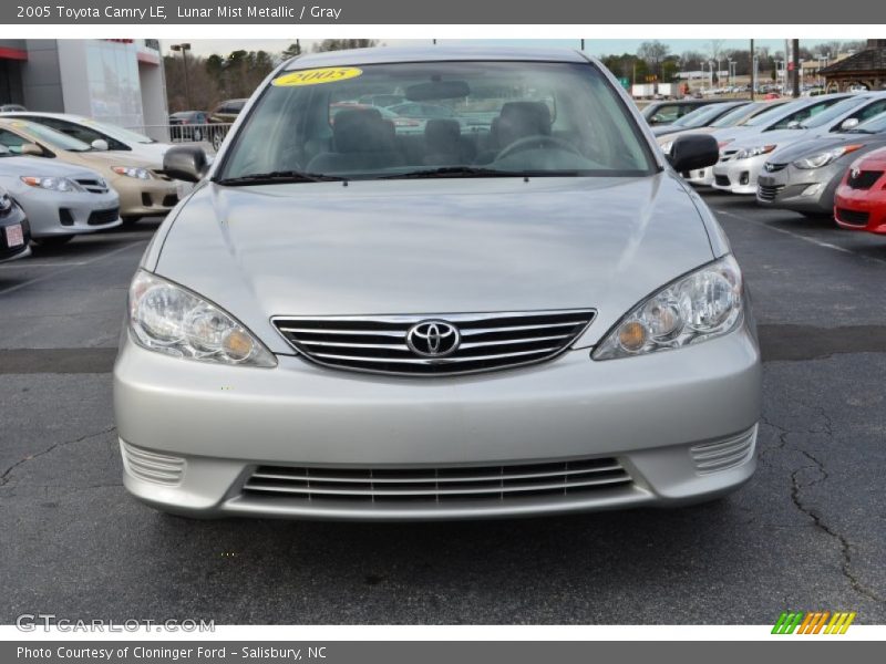 Lunar Mist Metallic / Gray 2005 Toyota Camry LE
