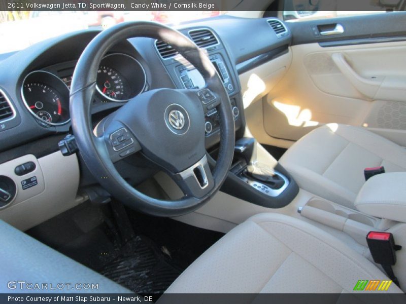 Candy White / Cornsilk Beige 2011 Volkswagen Jetta TDI SportWagen