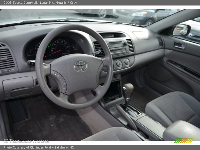 Lunar Mist Metallic / Gray 2005 Toyota Camry LE
