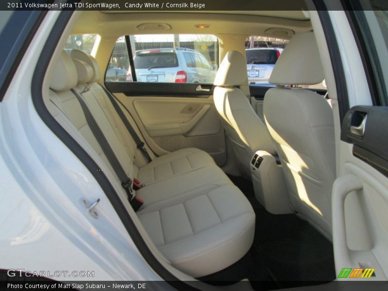 Candy White / Cornsilk Beige 2011 Volkswagen Jetta TDI SportWagen