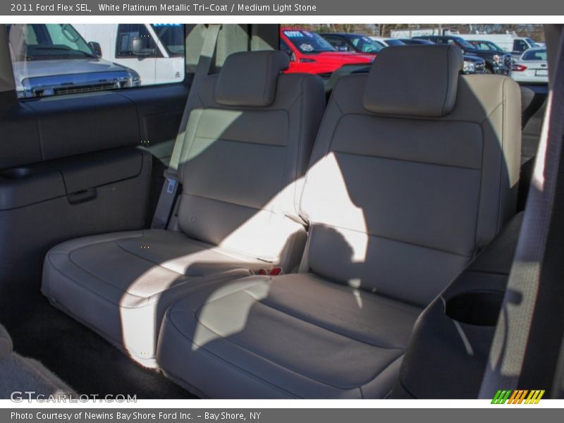 White Platinum Metallic Tri-Coat / Medium Light Stone 2011 Ford Flex SEL