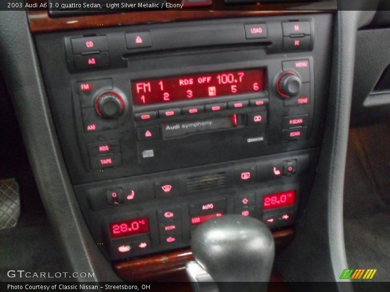 Light Silver Metallic / Ebony 2003 Audi A6 3.0 quattro Sedan