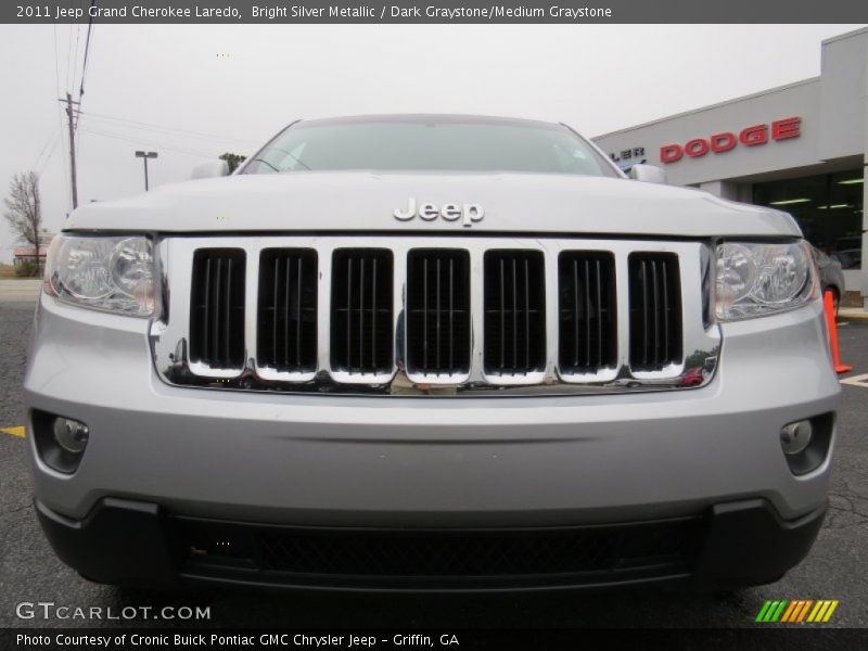Bright Silver Metallic / Dark Graystone/Medium Graystone 2011 Jeep Grand Cherokee Laredo