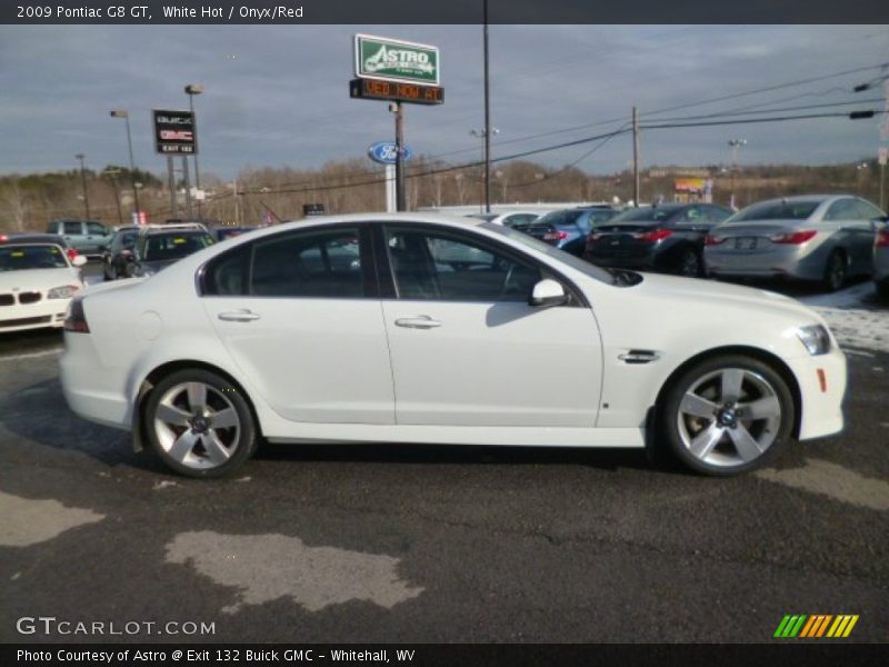 White Hot / Onyx/Red 2009 Pontiac G8 GT